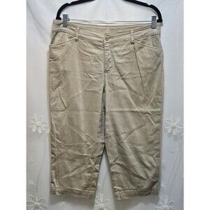 St johns bay Womens Size 14 Khaki Capri Pants Summer Casual Comfort Clean Plain